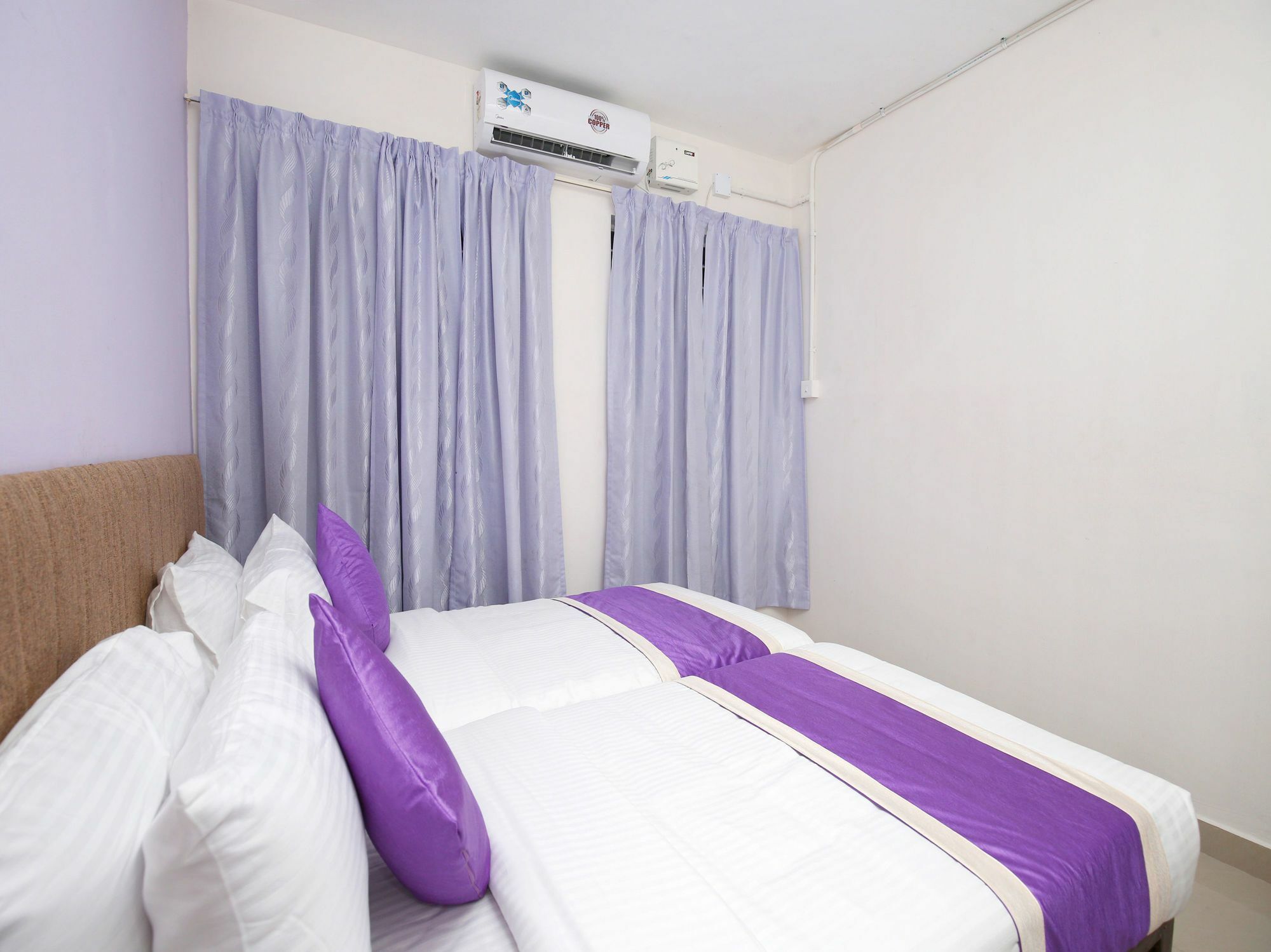 טריואנדרום Oyo 9797 Hotel Vbee Plaza מראה חיצוני תמונה