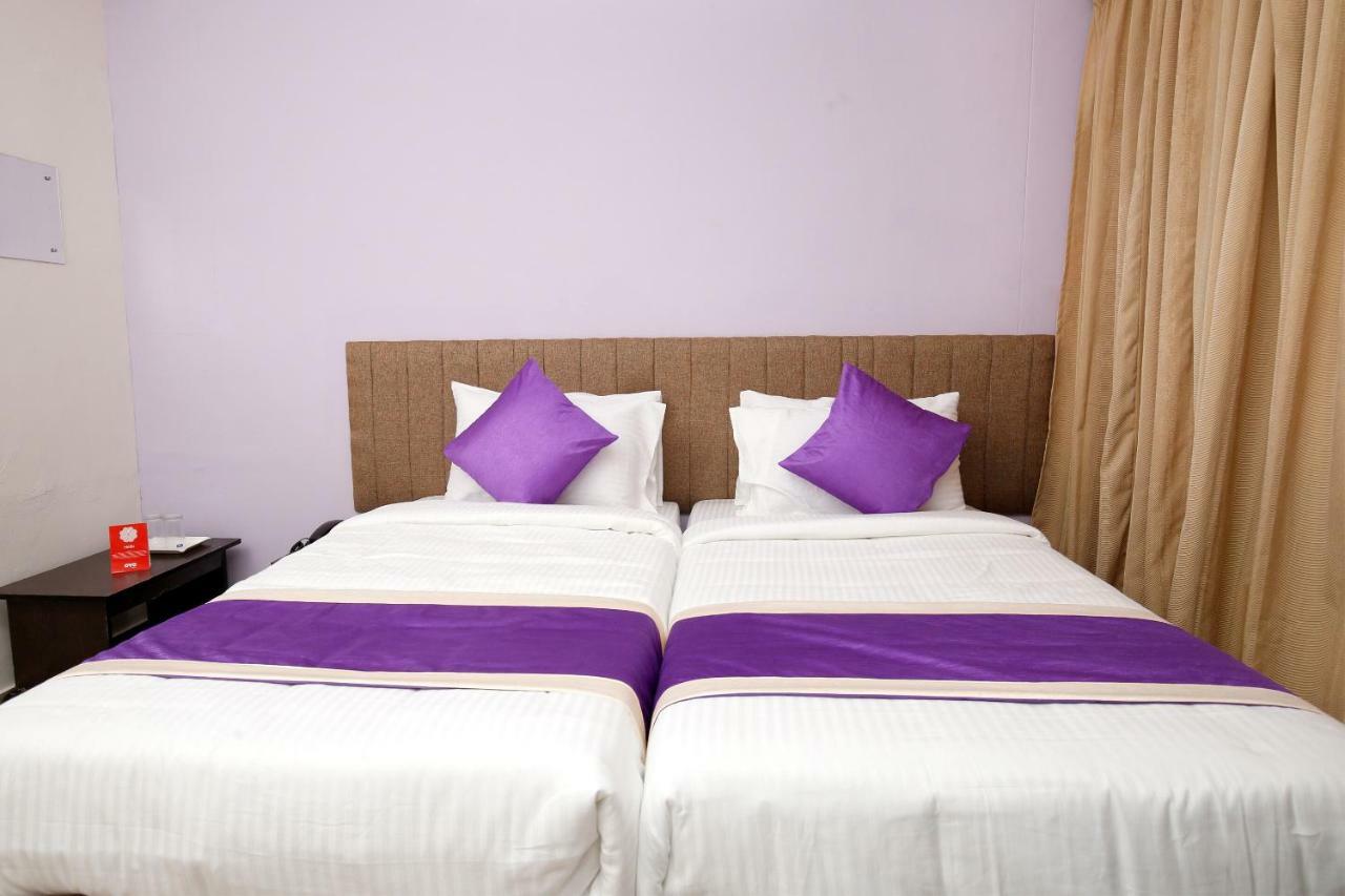 טריואנדרום Oyo 9797 Hotel Vbee Plaza מראה חיצוני תמונה